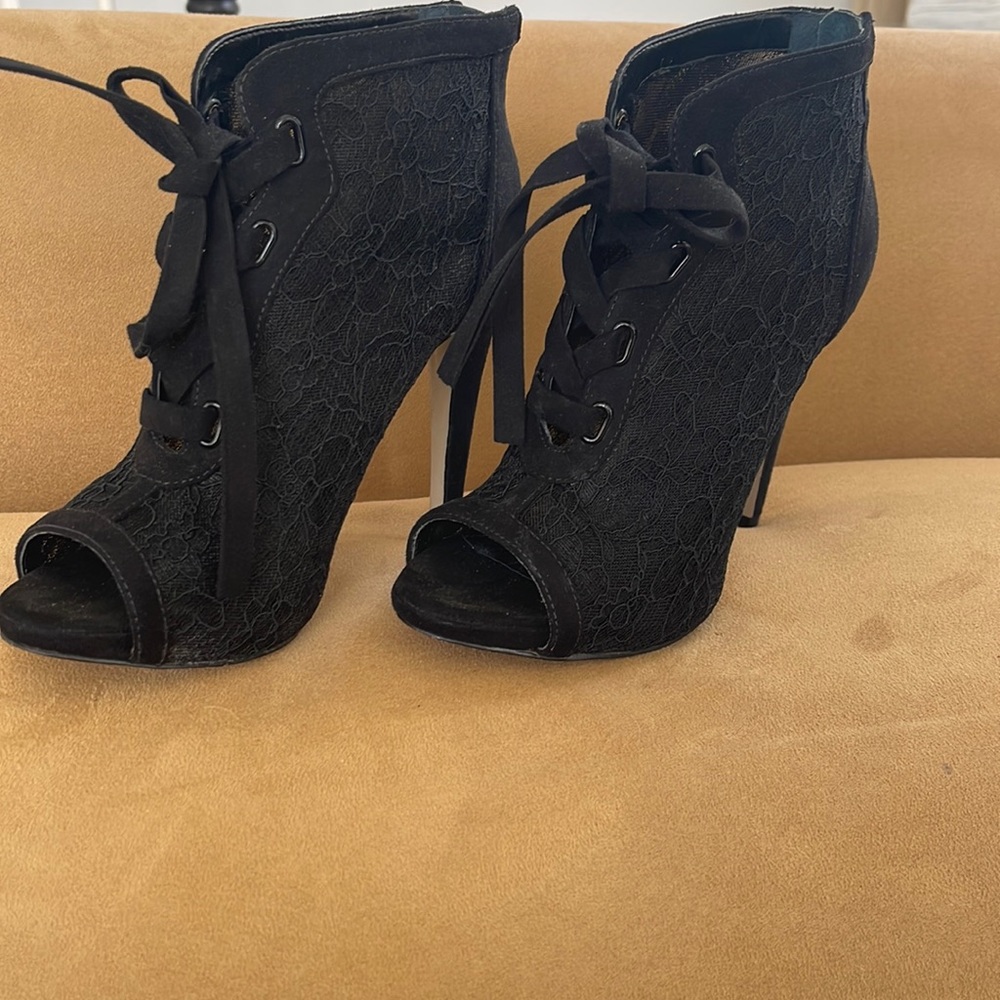 Nine West Black heels